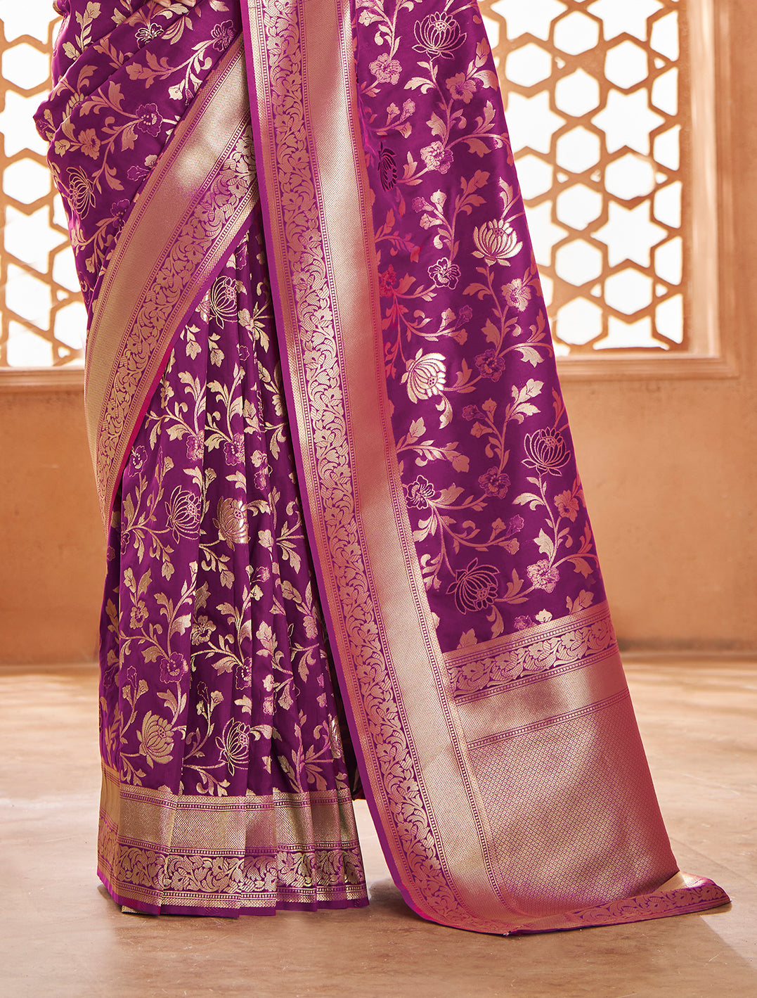 Elegant Pink coloured 100% Pure Soft Banarasi Silk