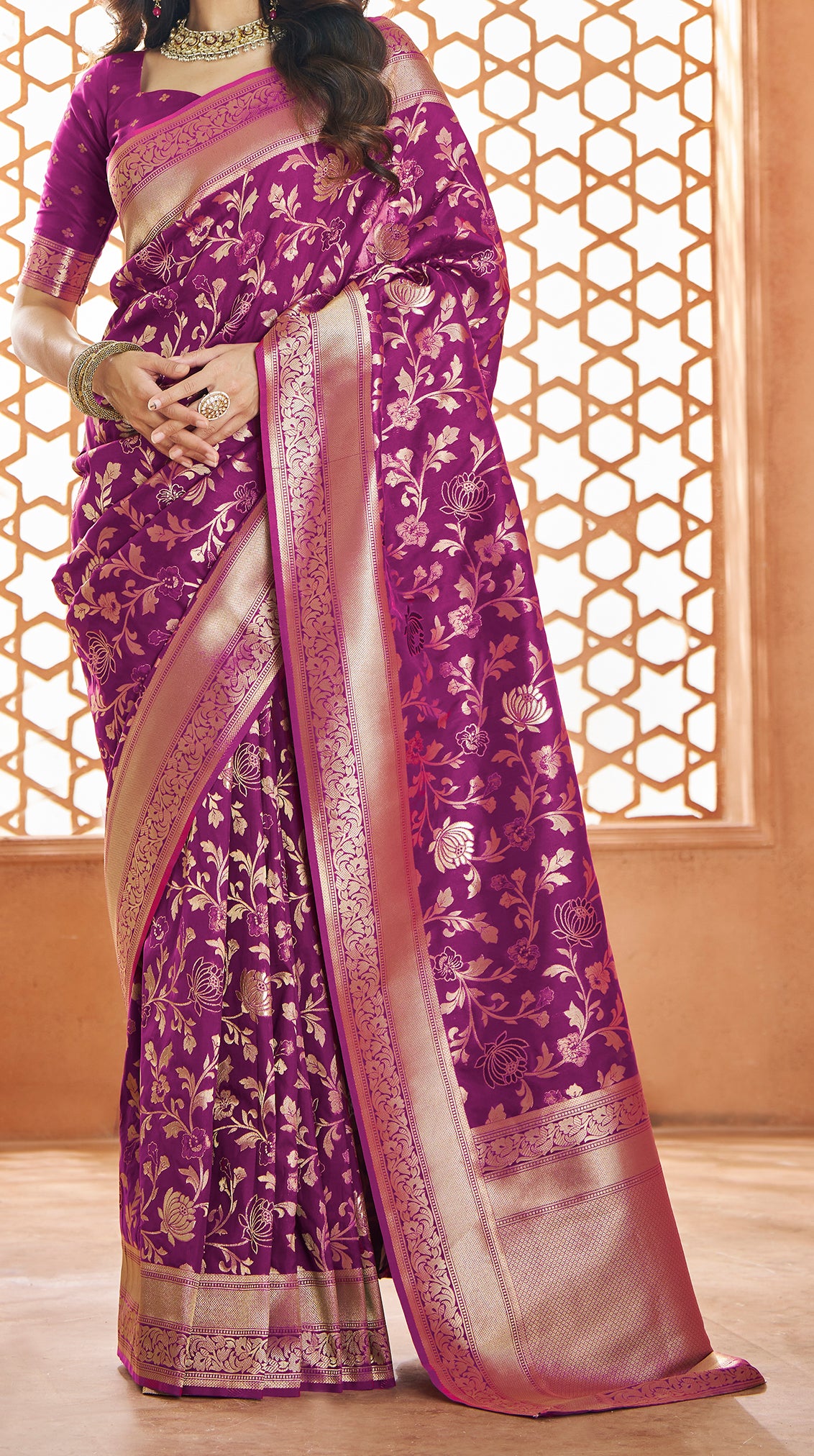 Elegant Pink coloured 100% Pure Soft Banarasi Silk