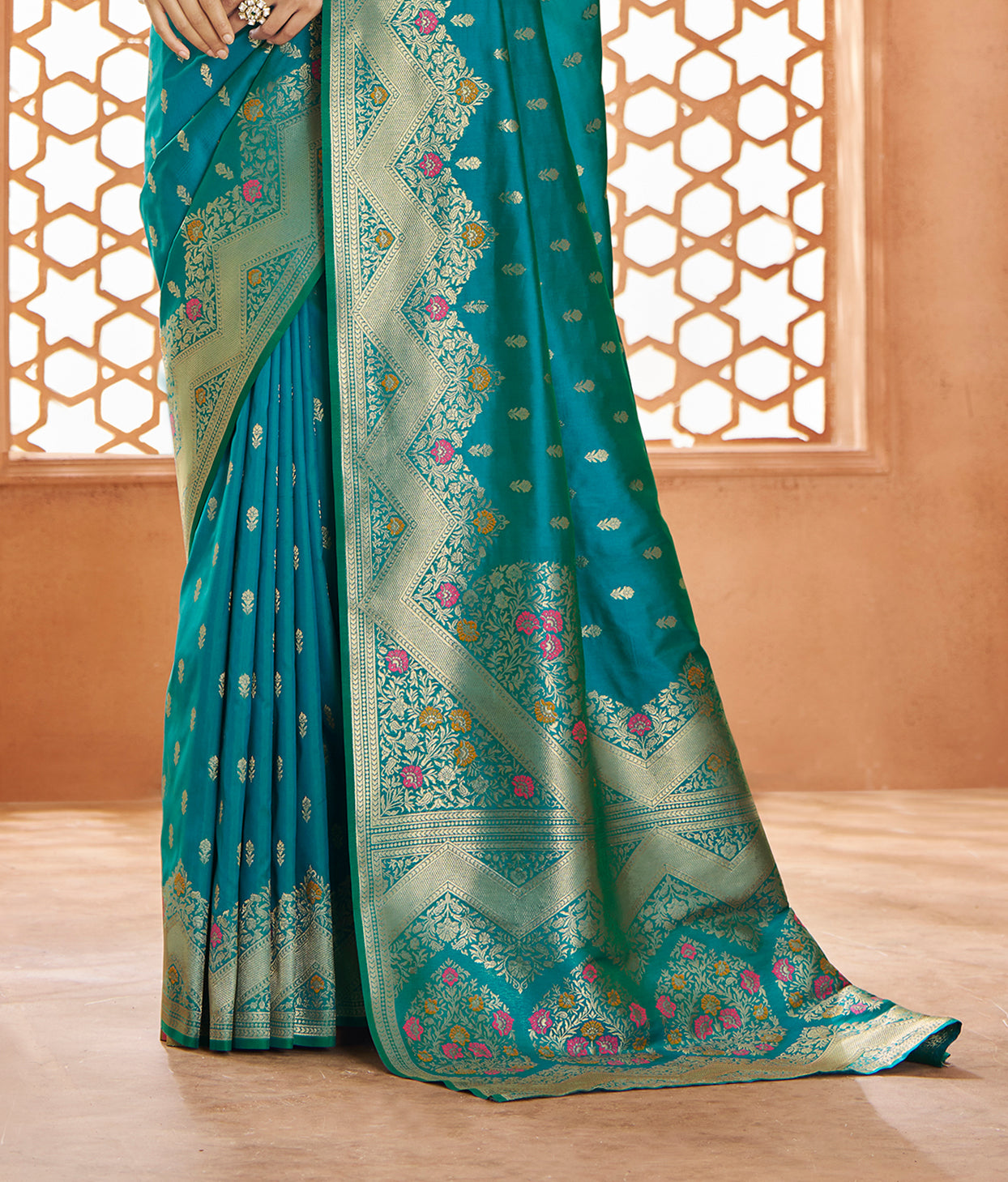 Elegant Blue coloured 100% Pure Soft Banarasi Silk