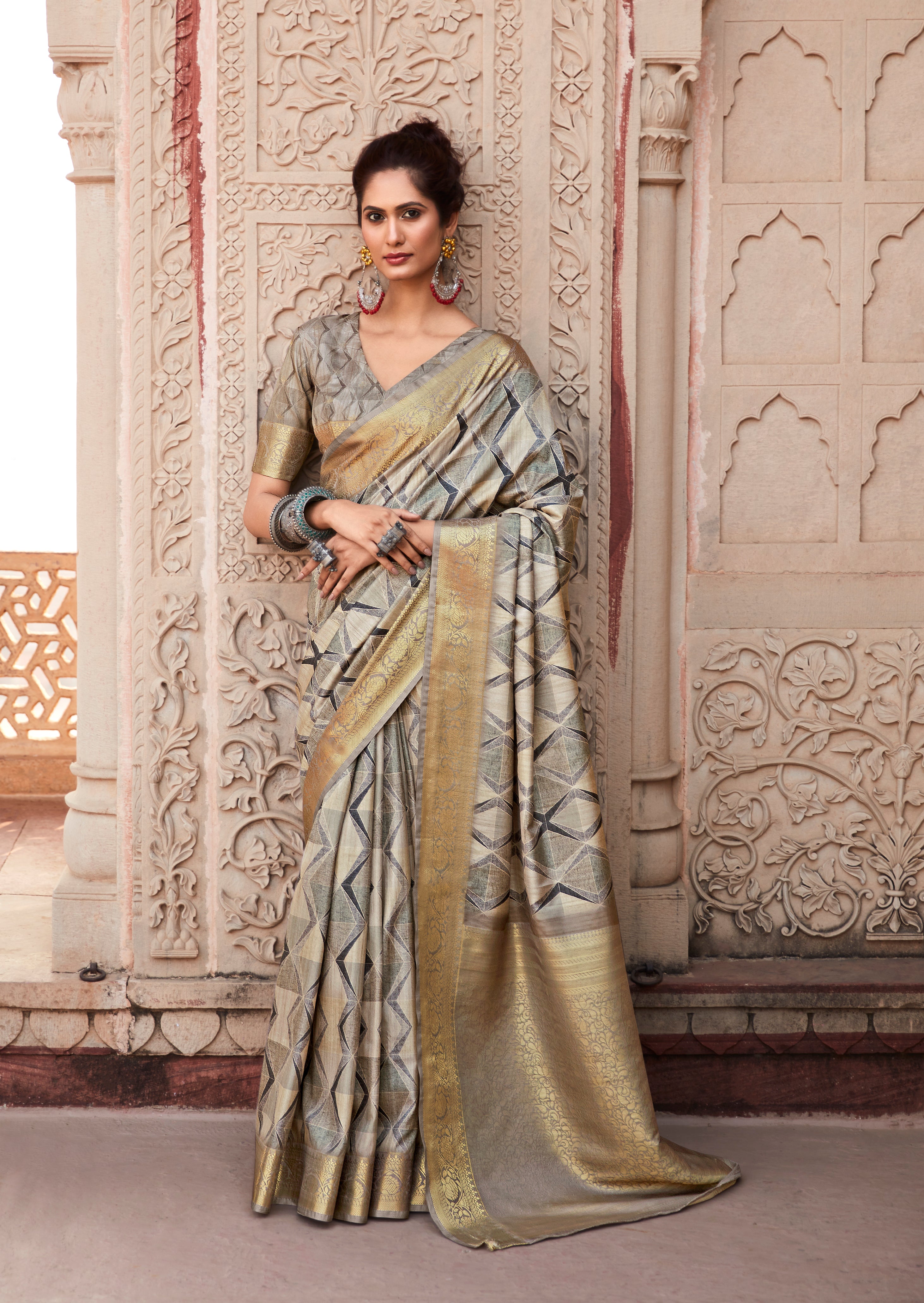 Silver Grey Handloom Banarasi Silk Saree