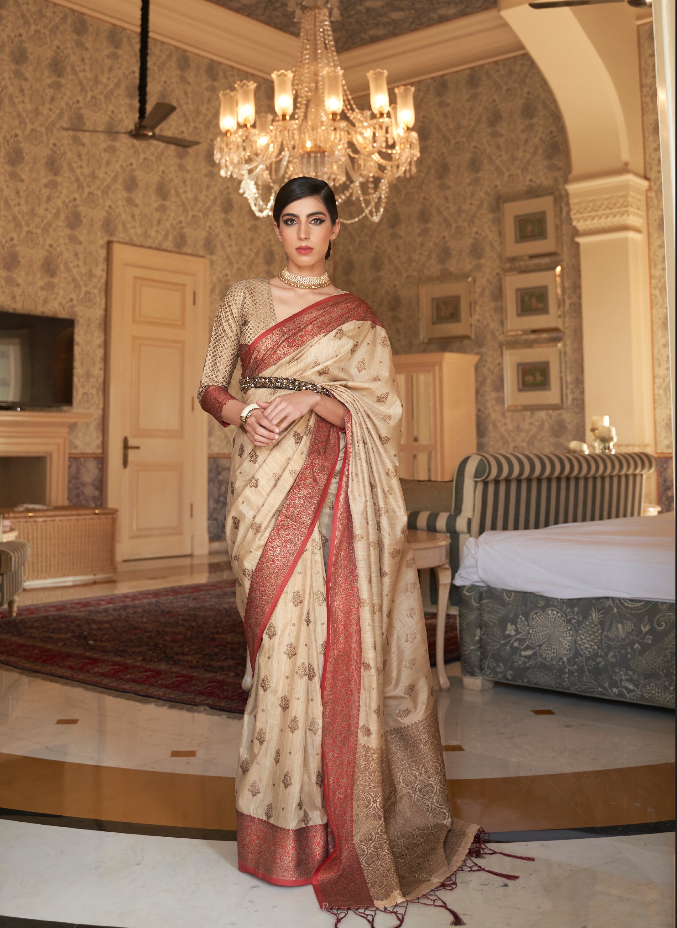 Pearl Cream Zari Banarasi Silk Saree