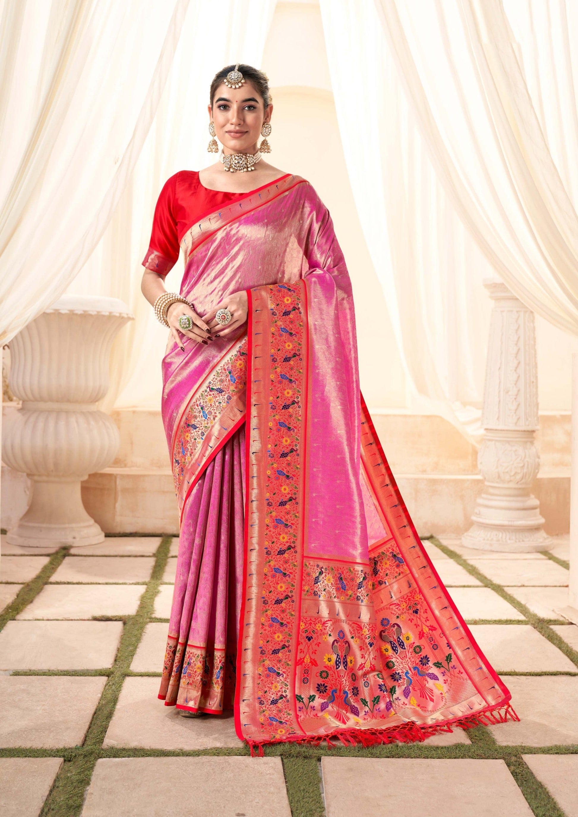 Graceful Light Pink Zari Woven Banarasi Silk Saree