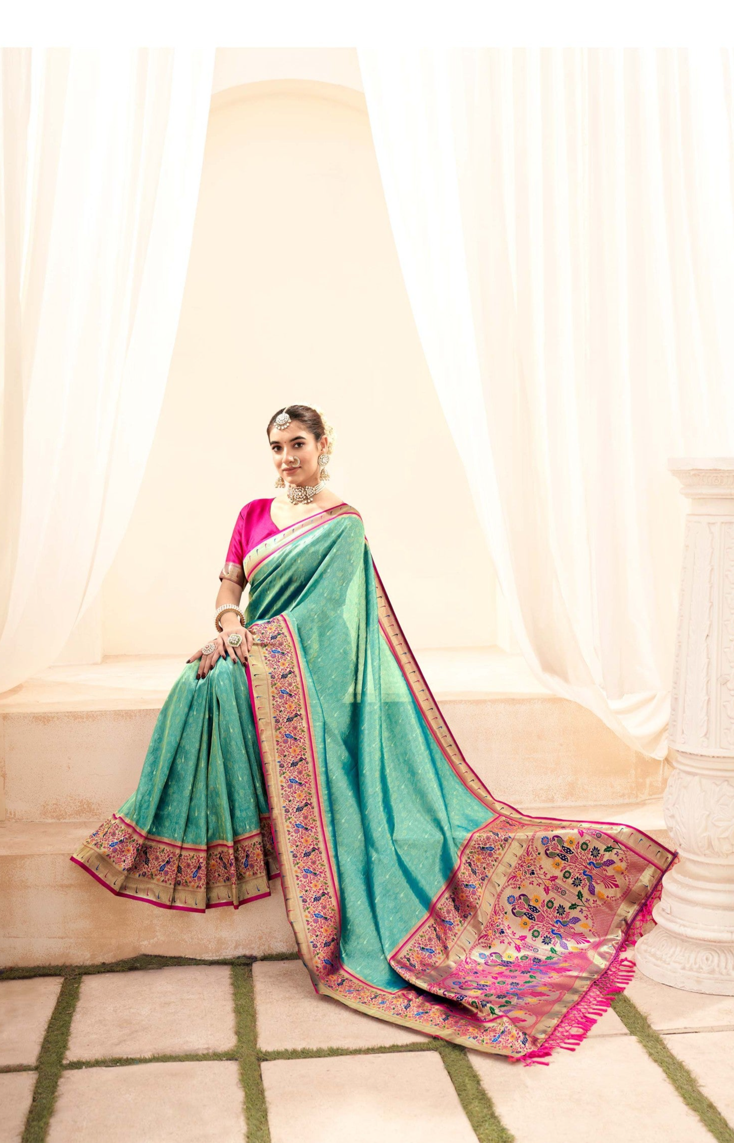 Exquisite Turquoise Zari Woven Banarasi Silk Saree