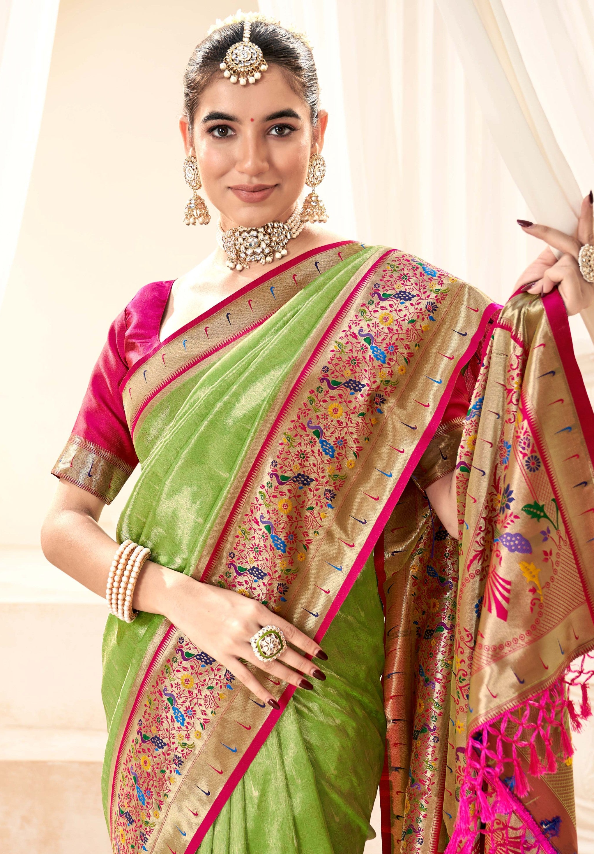 Exquisite Pista Green Zari Woven Banarasi Silk Saree