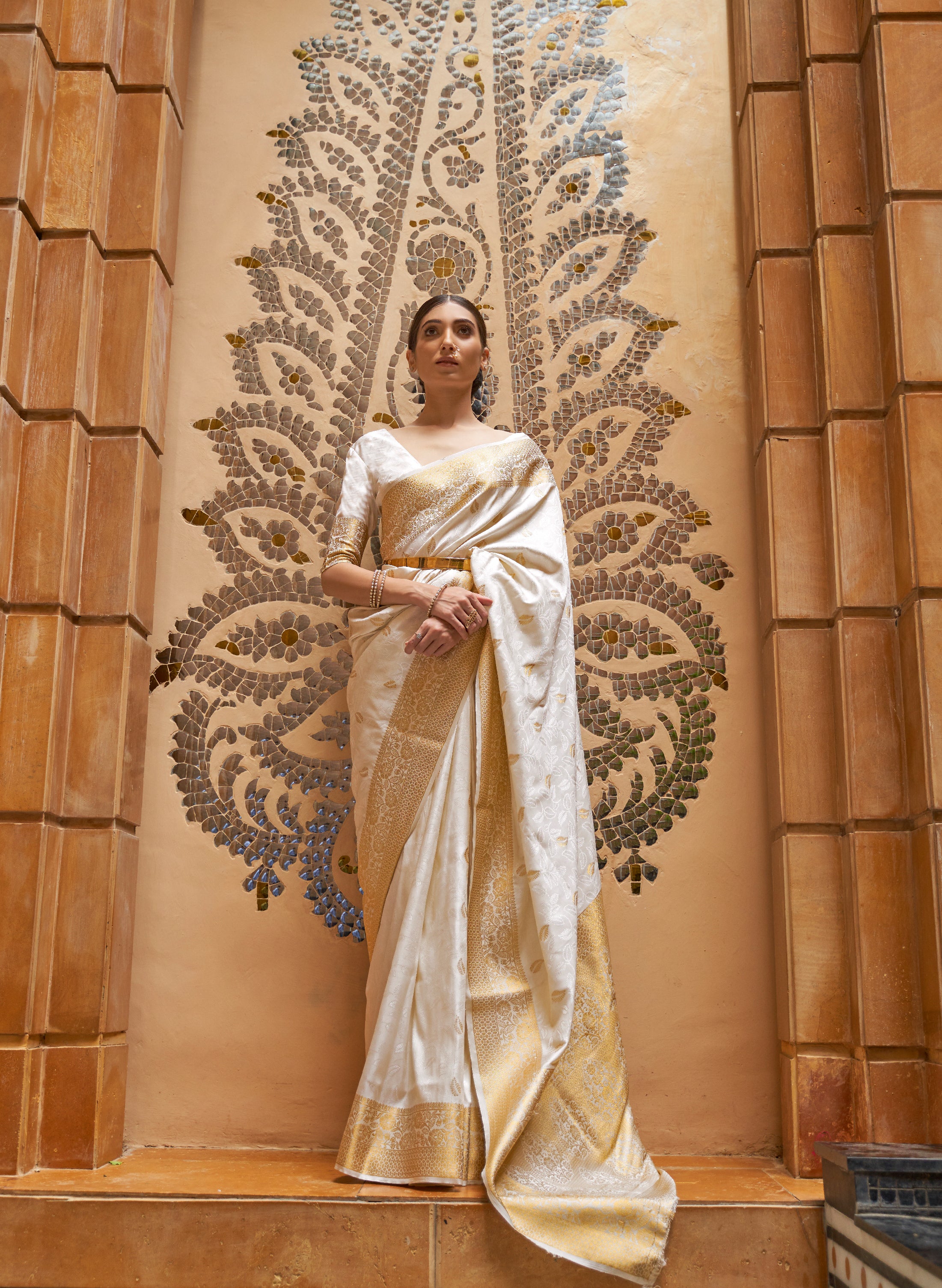 Espresso White Zari Woven Kanjivaram Saree