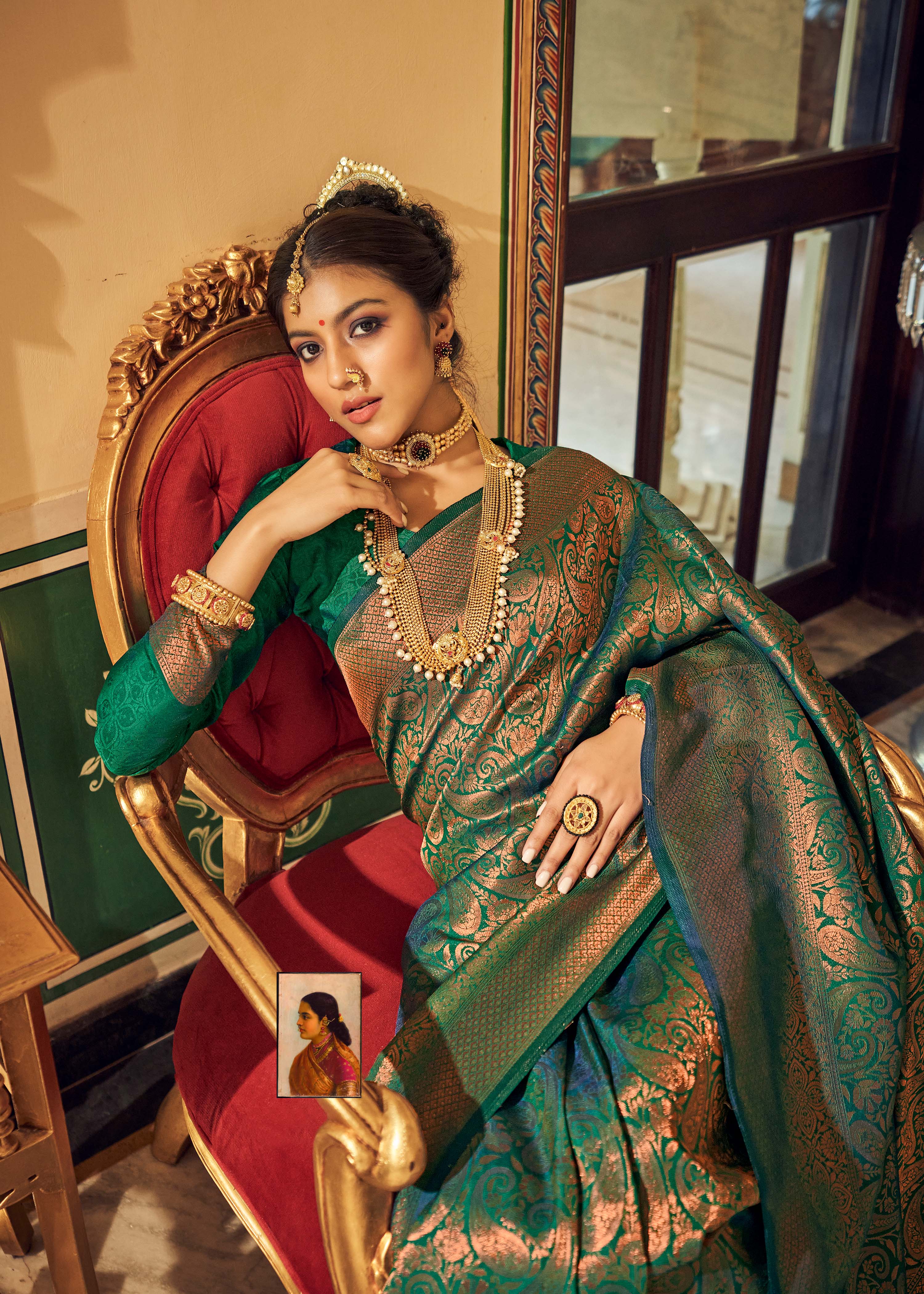 Pine Green Zari Woven Kanjivaram Silk Saree