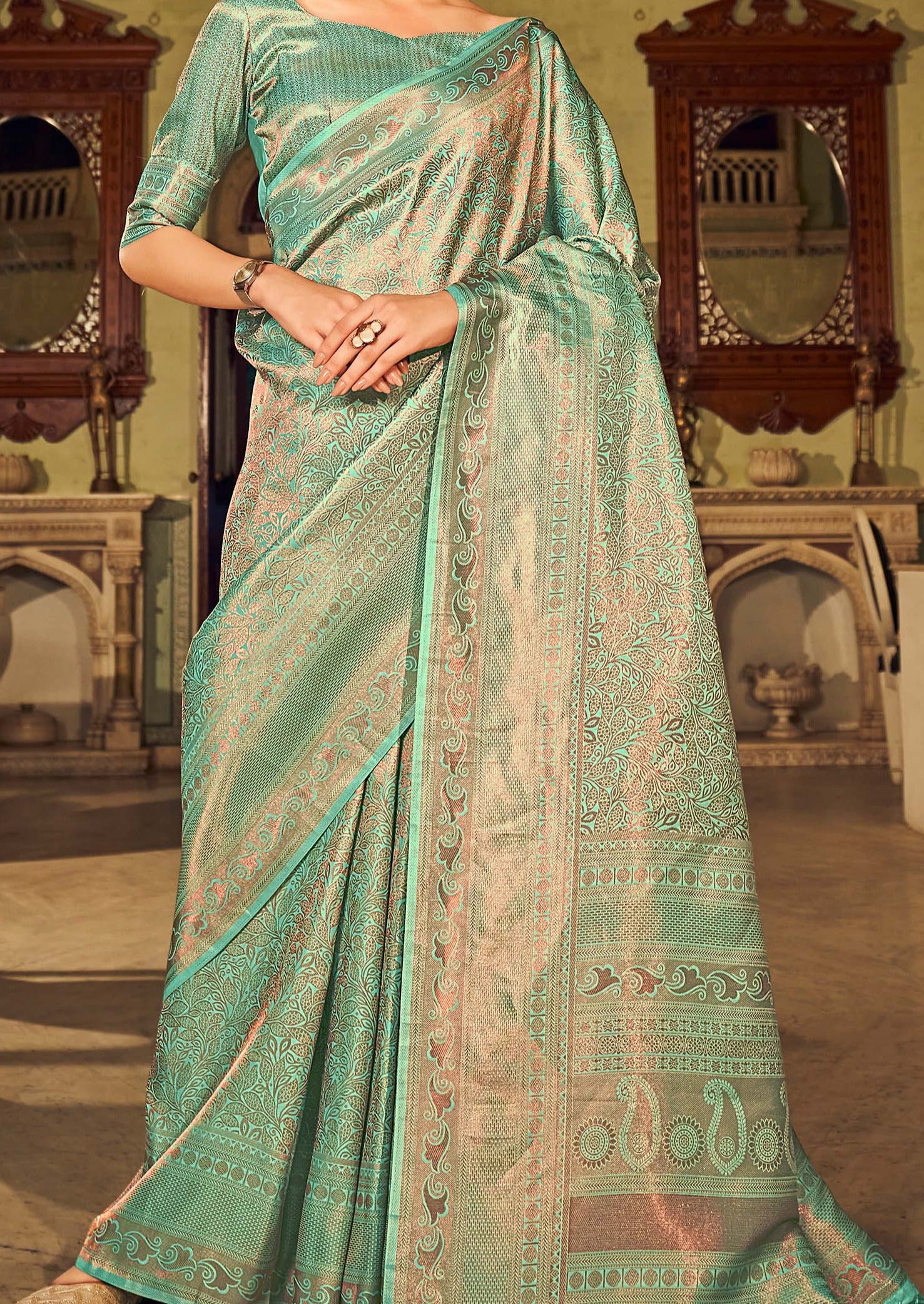 Chartreuse Green Dual Tone Kanjivaram Silk Saree