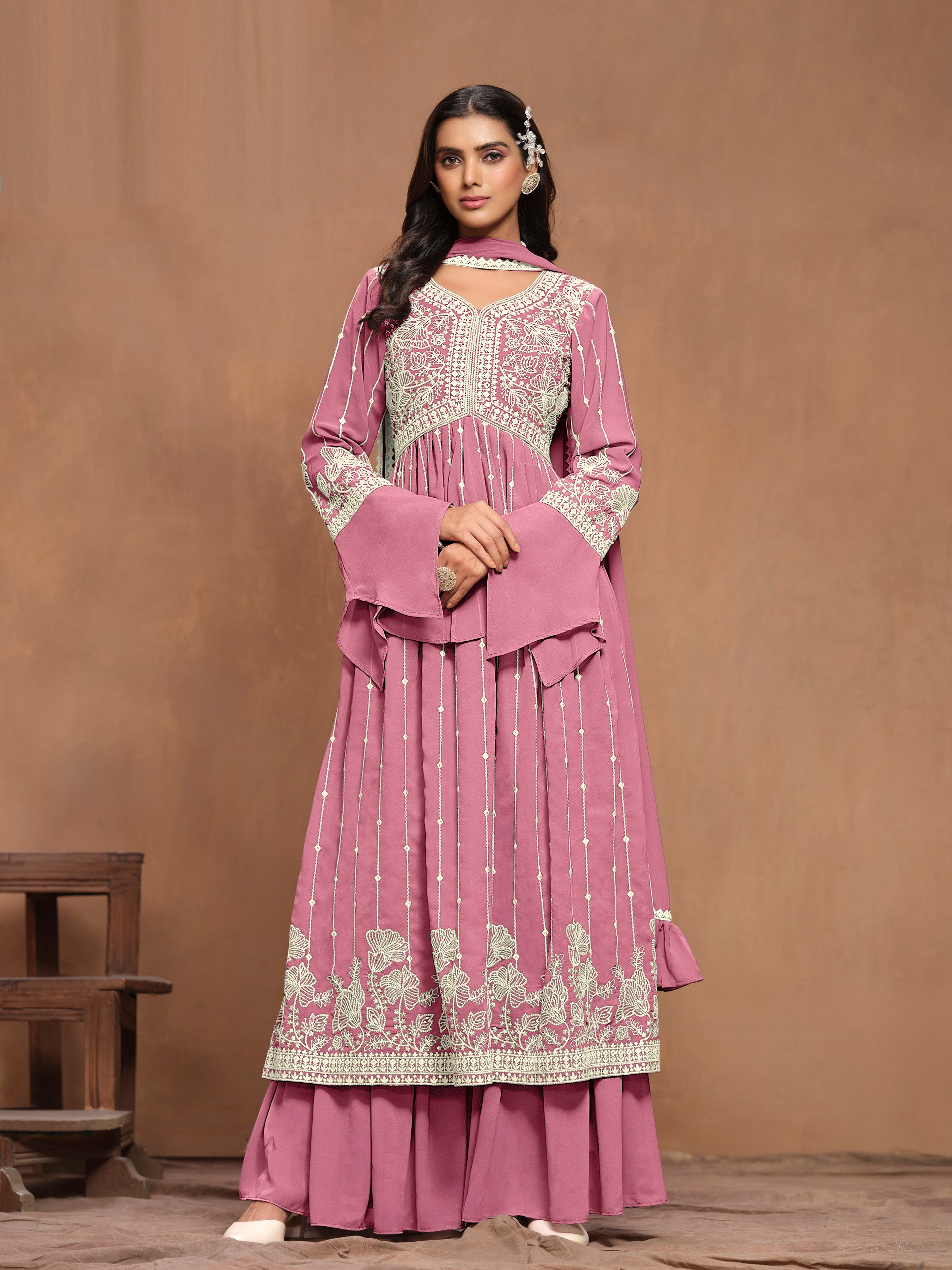 Pink Georgette Thread Work Salwar Kameez