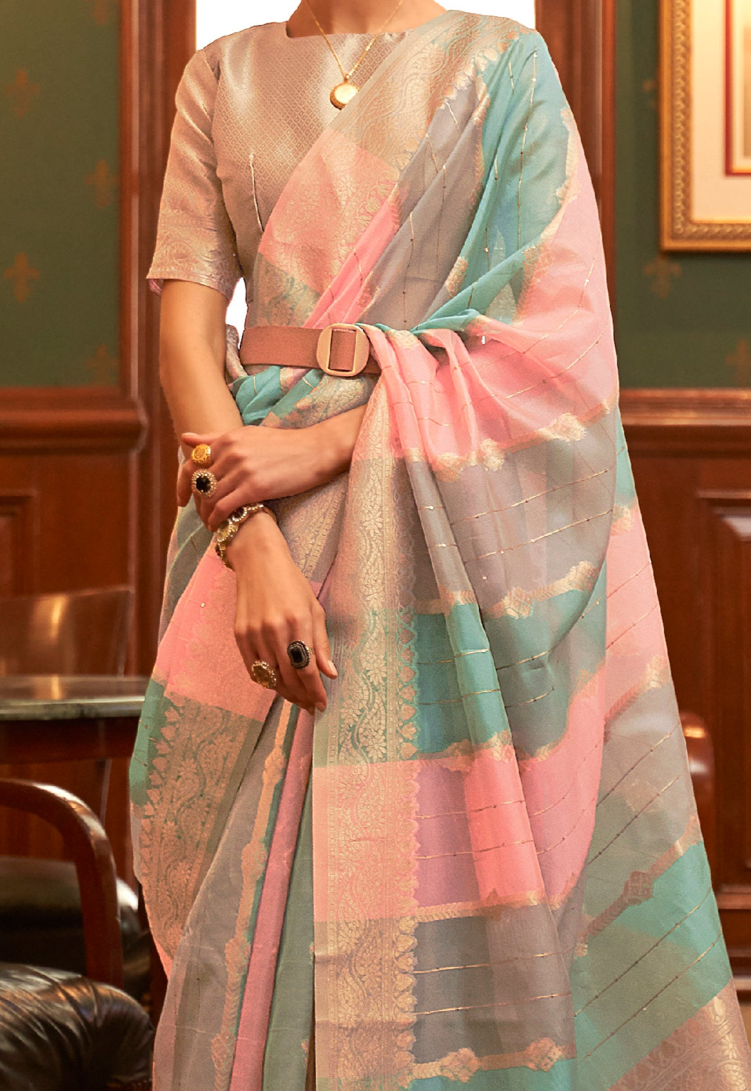 Graceful Light Pink Banarasi Organza Saree