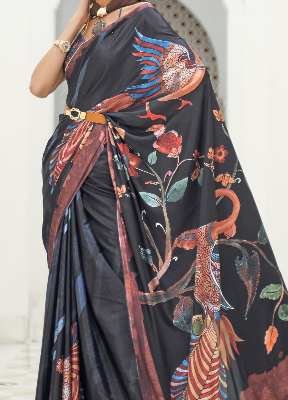 Sophisticated Grey Kalamkari Printed Crepe Saree