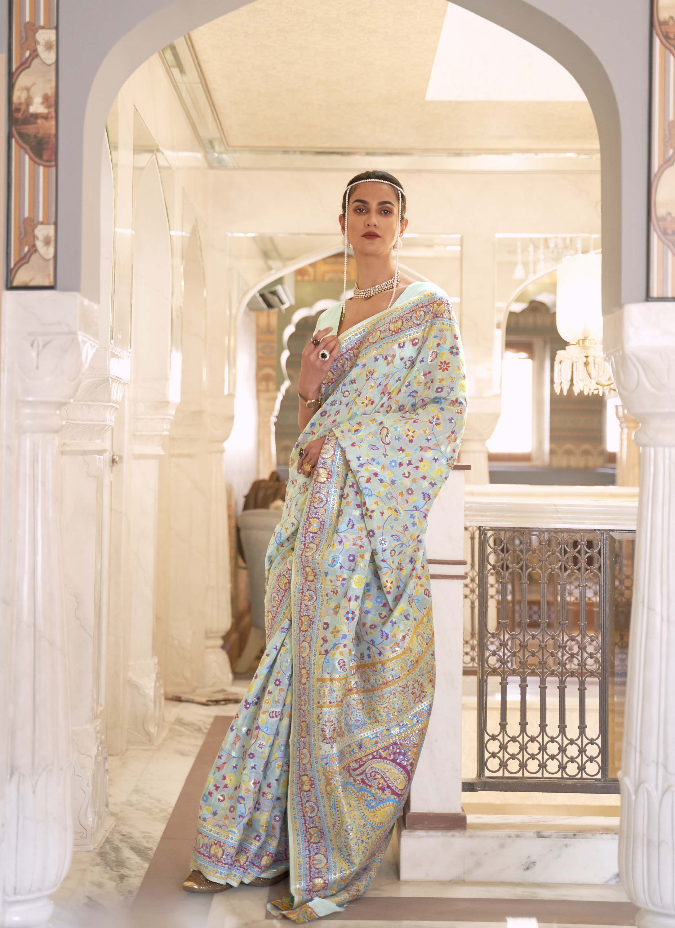 Gentle Light Green Banarasi Jamawar Woven Silk Saree