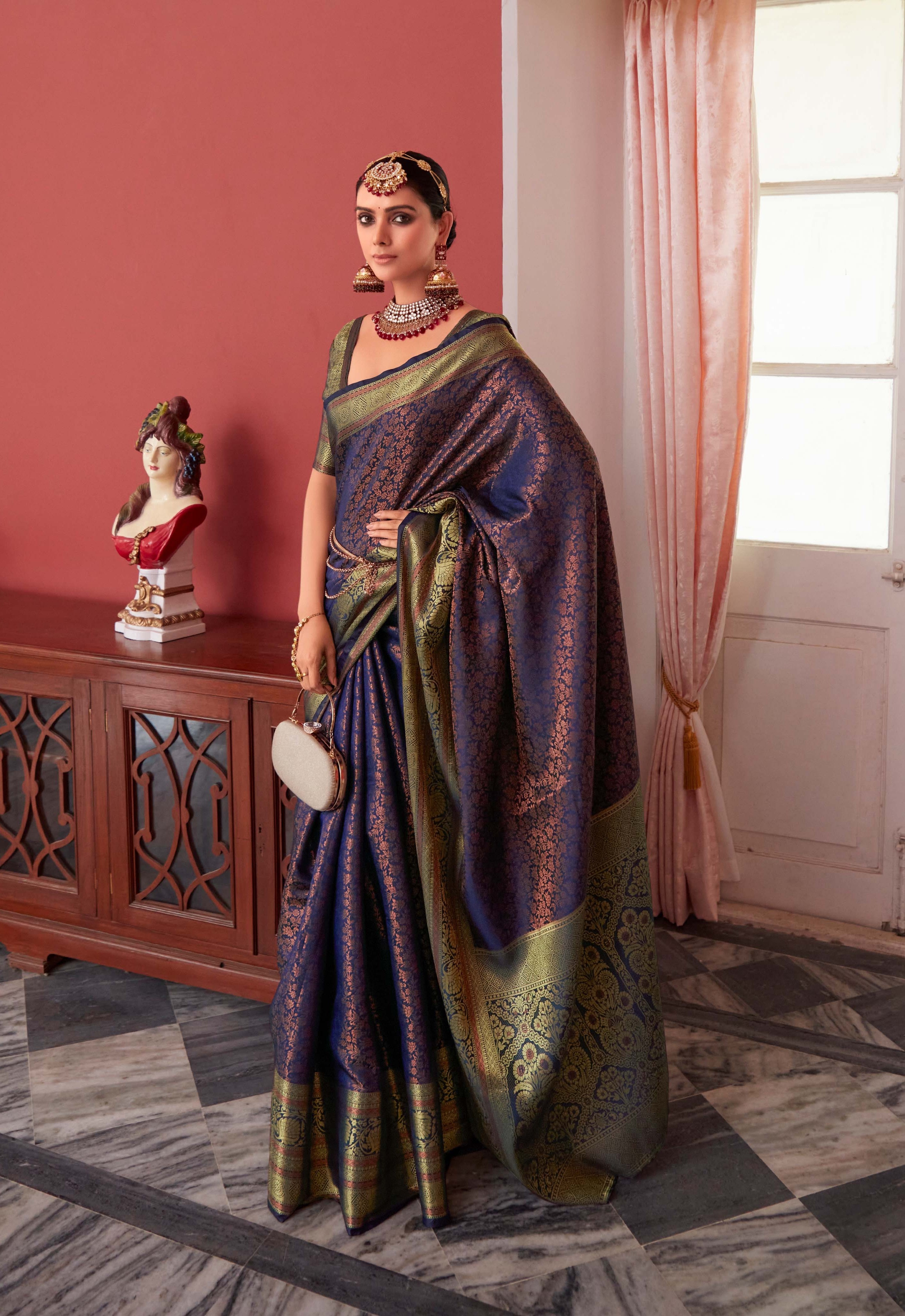 Dual Tone Purple and Green Zari Woven Banarasi Silk Saree