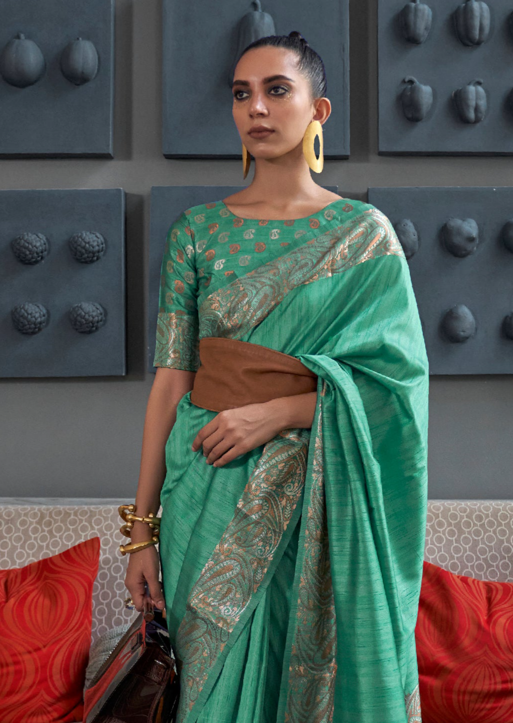 Verdant Dark Green Woven Brocade Tussar Silk Saree