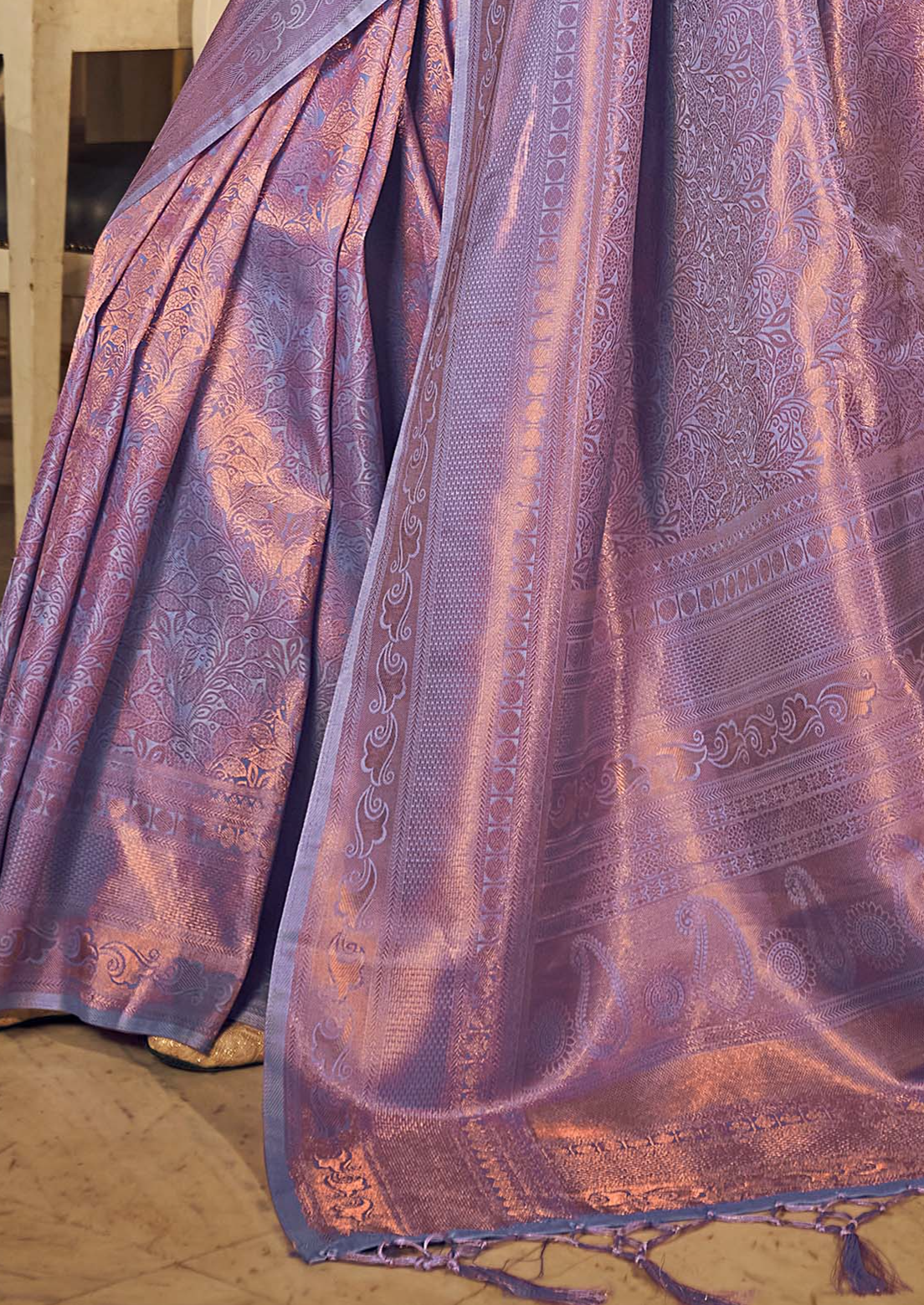 Thistle Purple Dual Tone Kanjivaram Silk Saree