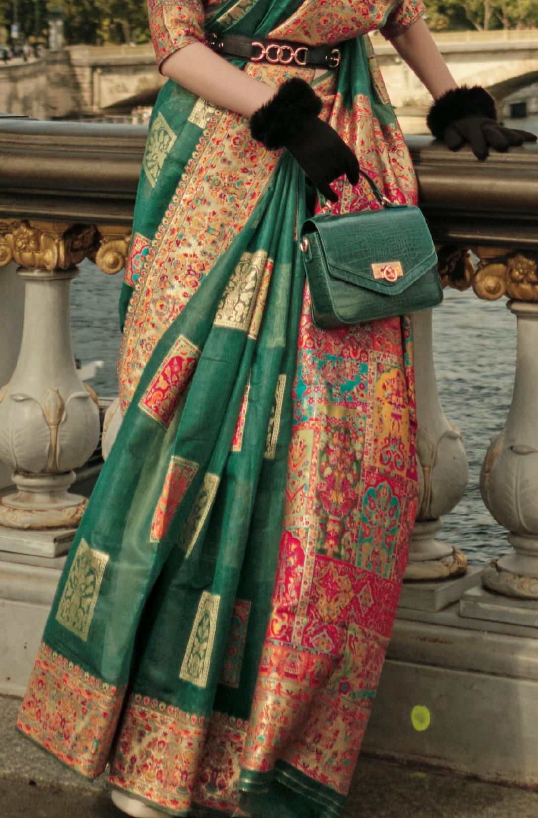 Beautiful Green Kashmiri Jamewar Handloom Saree