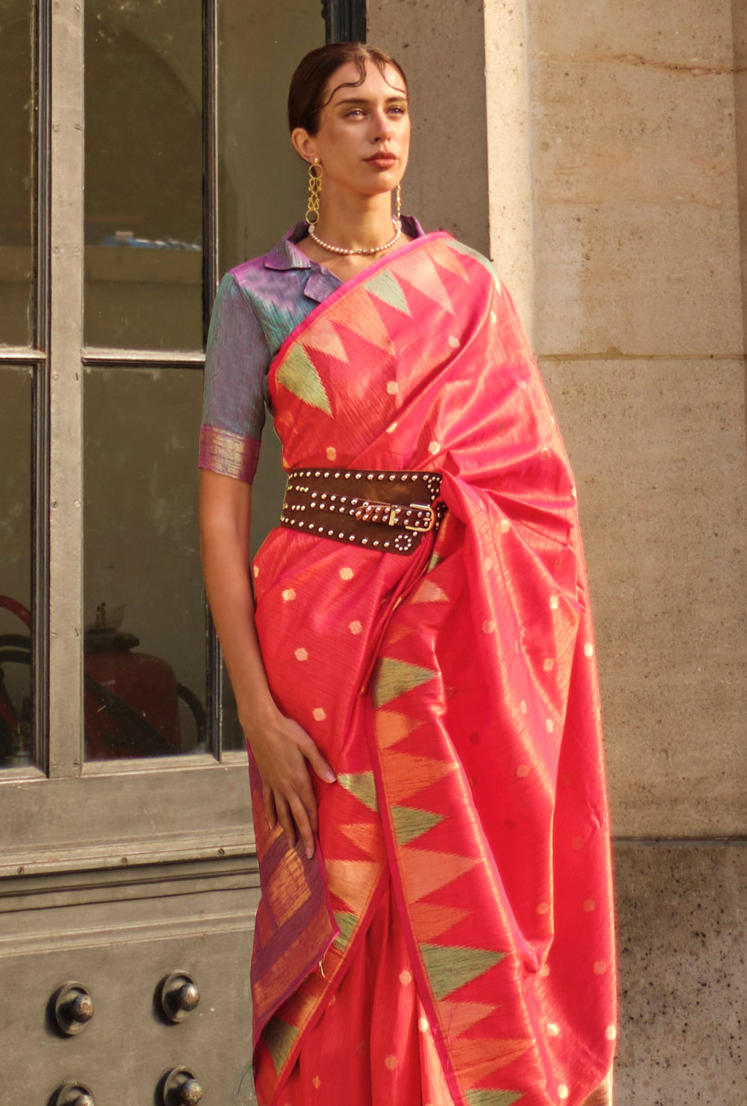 Elegant Pink Woven Khadi Temple Border Saree