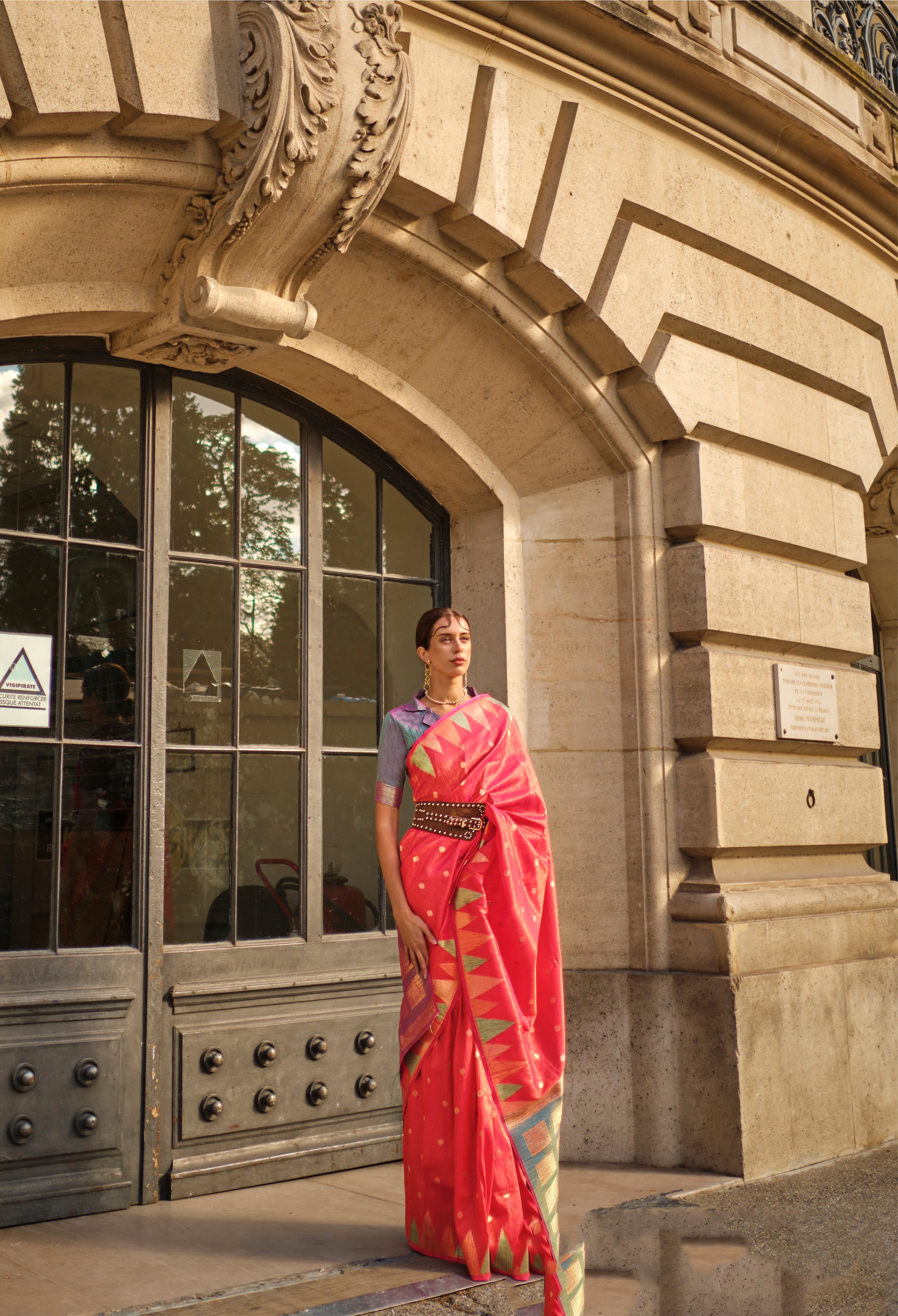 Elegant Pink Woven Khadi Temple Border Saree