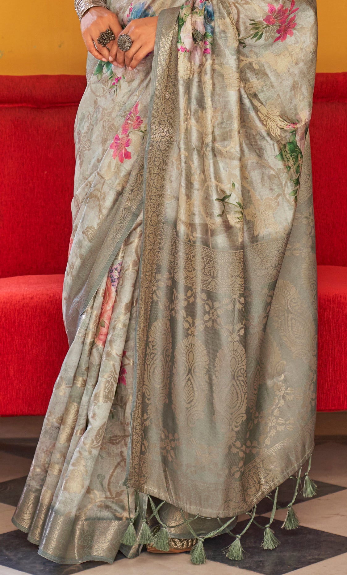 Grey Soft Cotton Silk With Floral Digital Print Saree