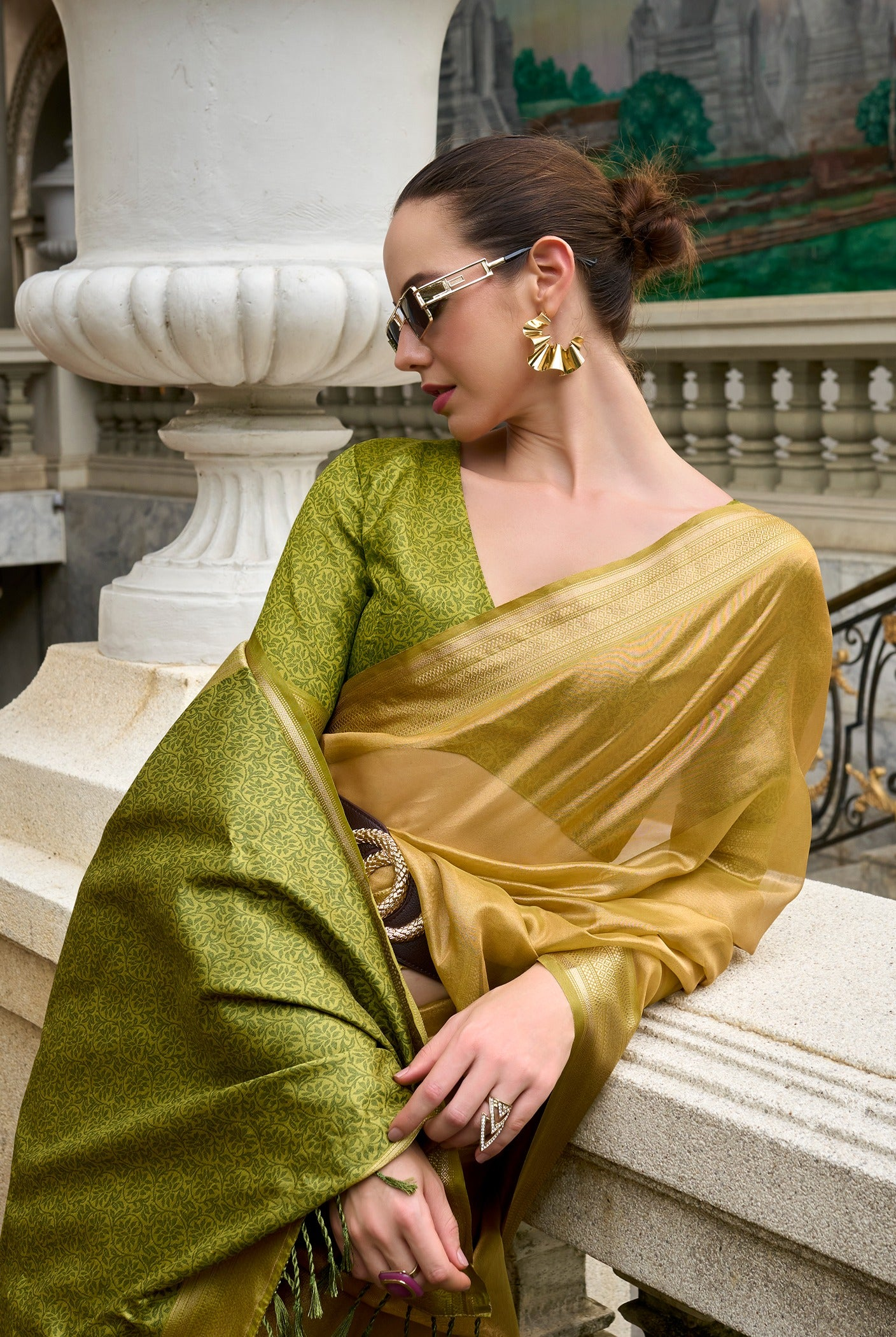 Elegance in Every Hue: Green and Gold Pure Tissue Silk Saree"