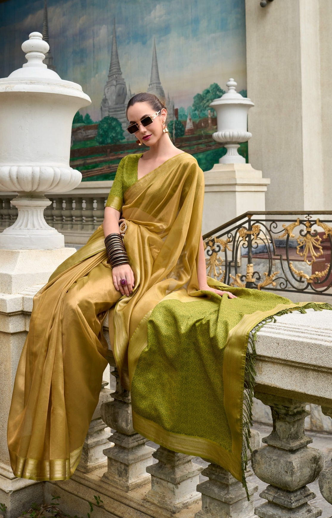 Elegance in Every Hue: Green and Gold Pure Tissue Silk Saree"