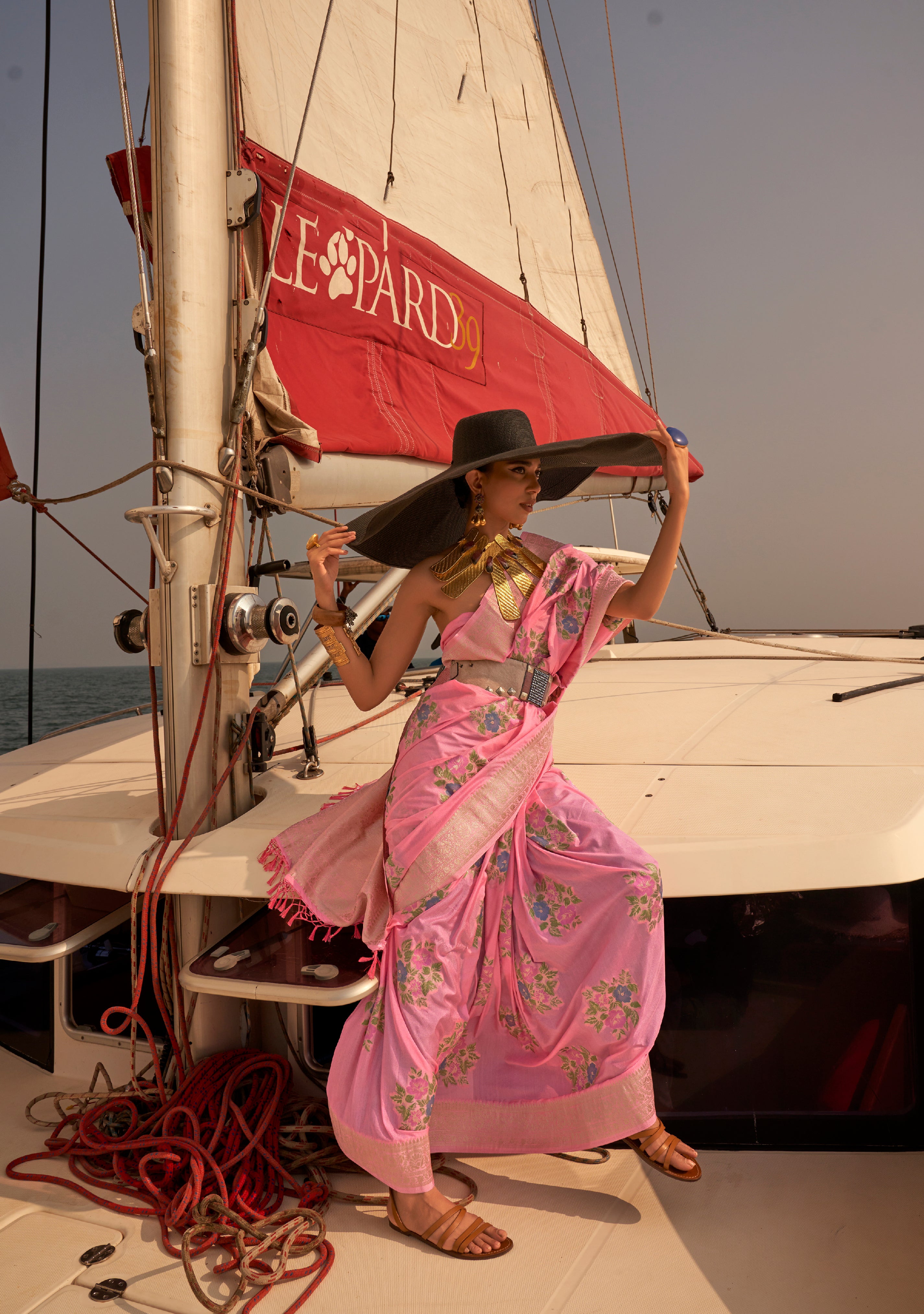 Radiant Pink Chinon Handloom Woven Silk Saree