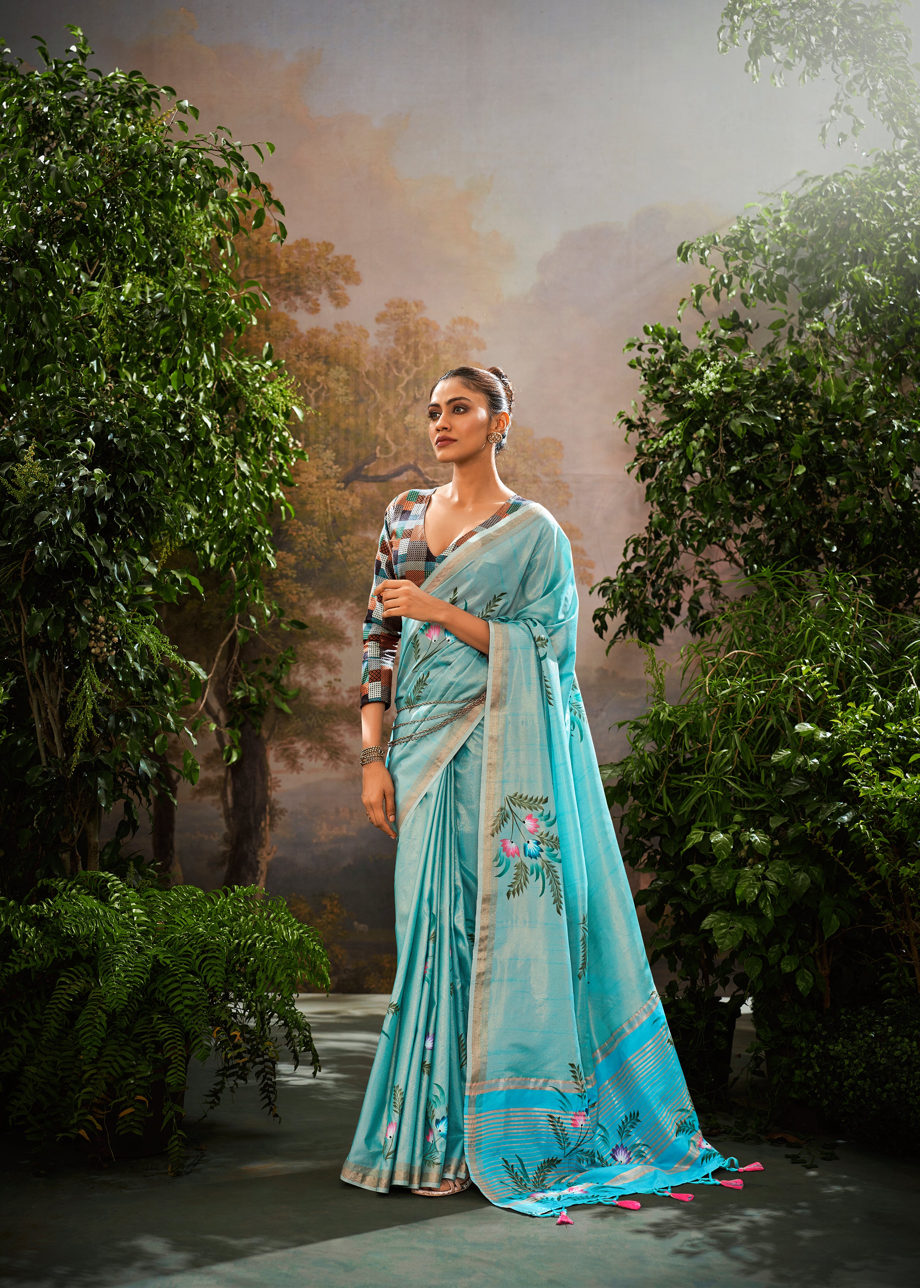 Turquoise Blue Coloured Soft Linen Tissue Saree – Timeless Luxury & Grace