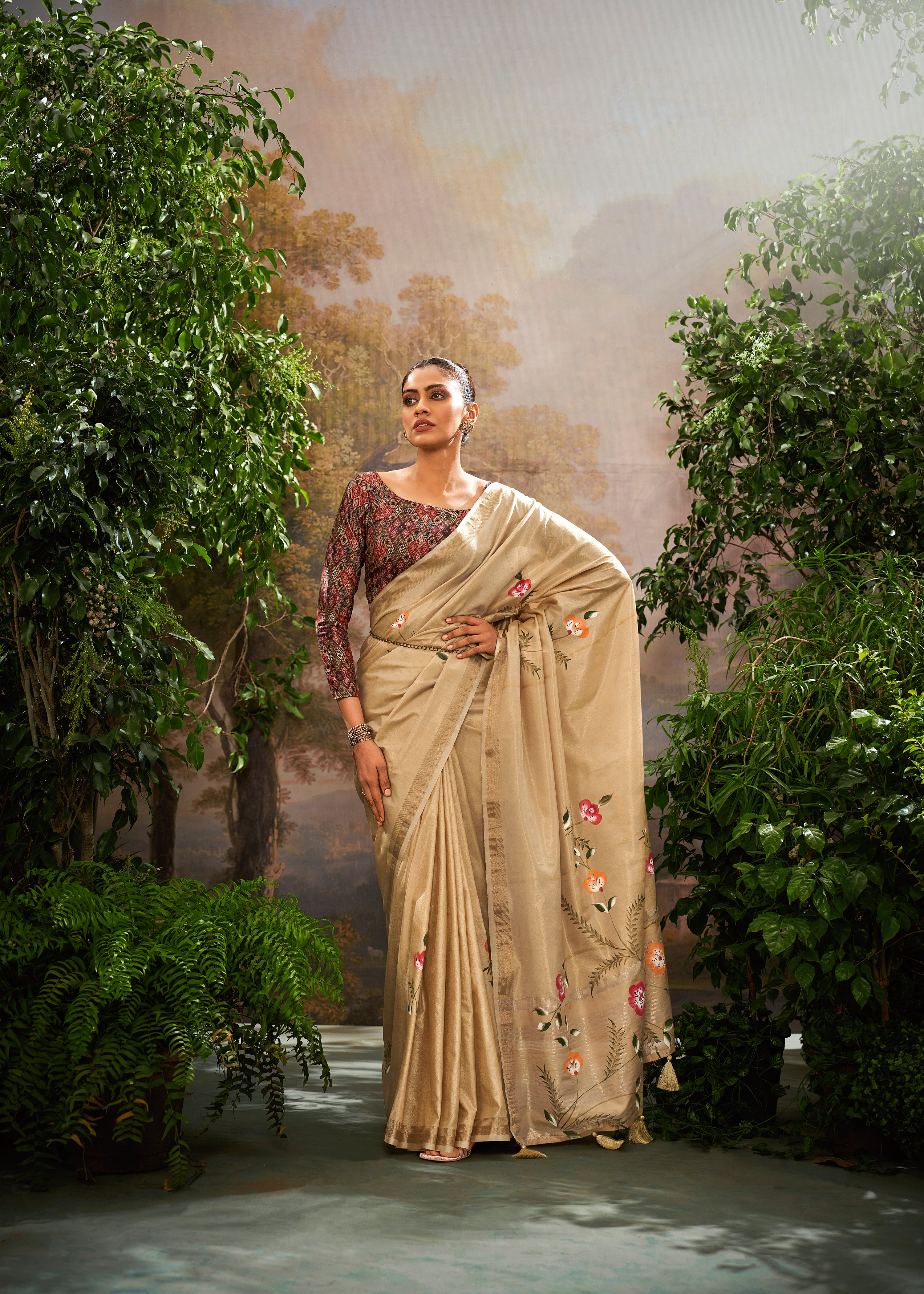 Auric Golden Coloured Soft Linen Tissue Saree – Timeless Luxury & Grace