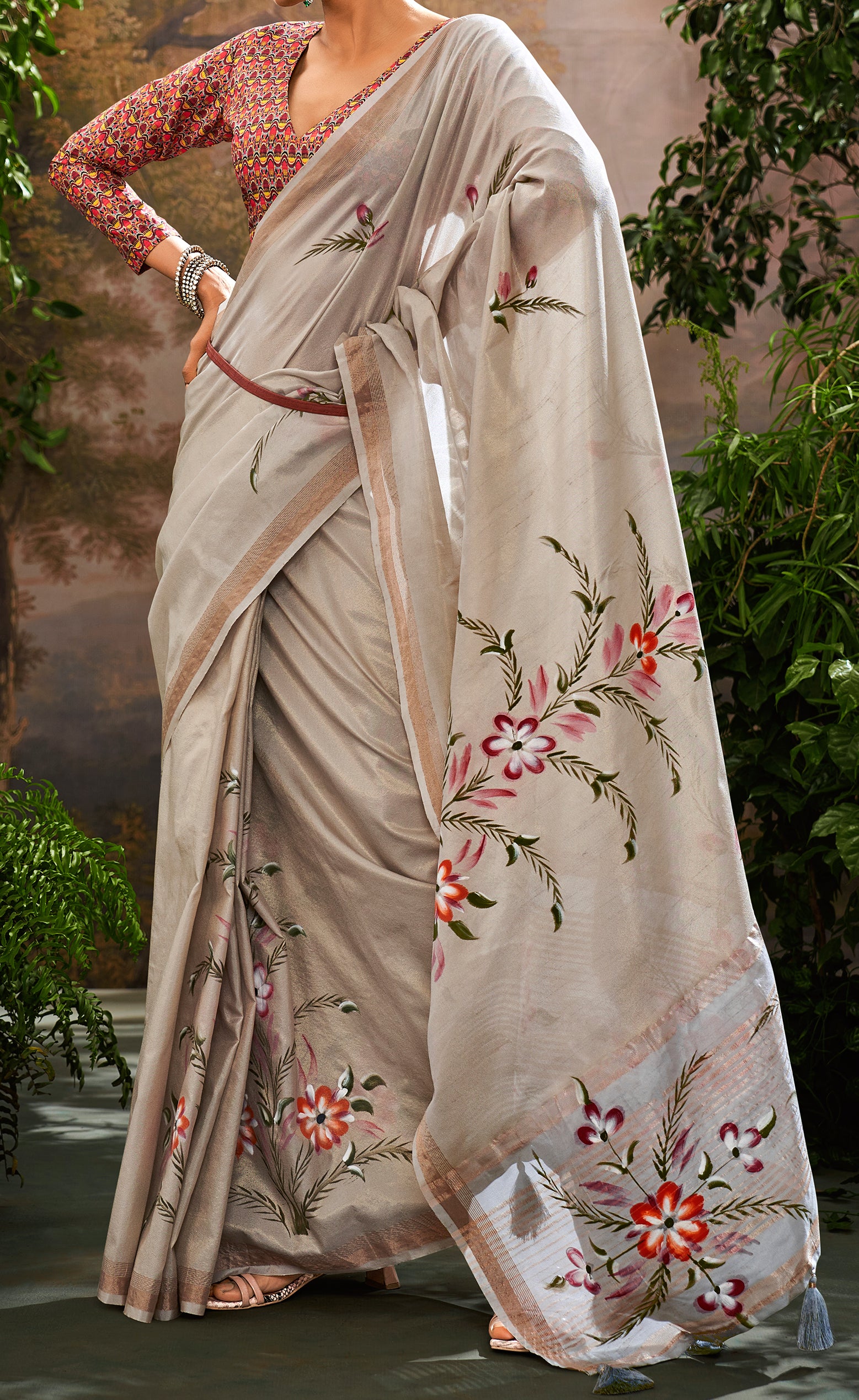 Toned Grey Coloured Soft Linen Tissue Saree – Timeless Luxury & Grace