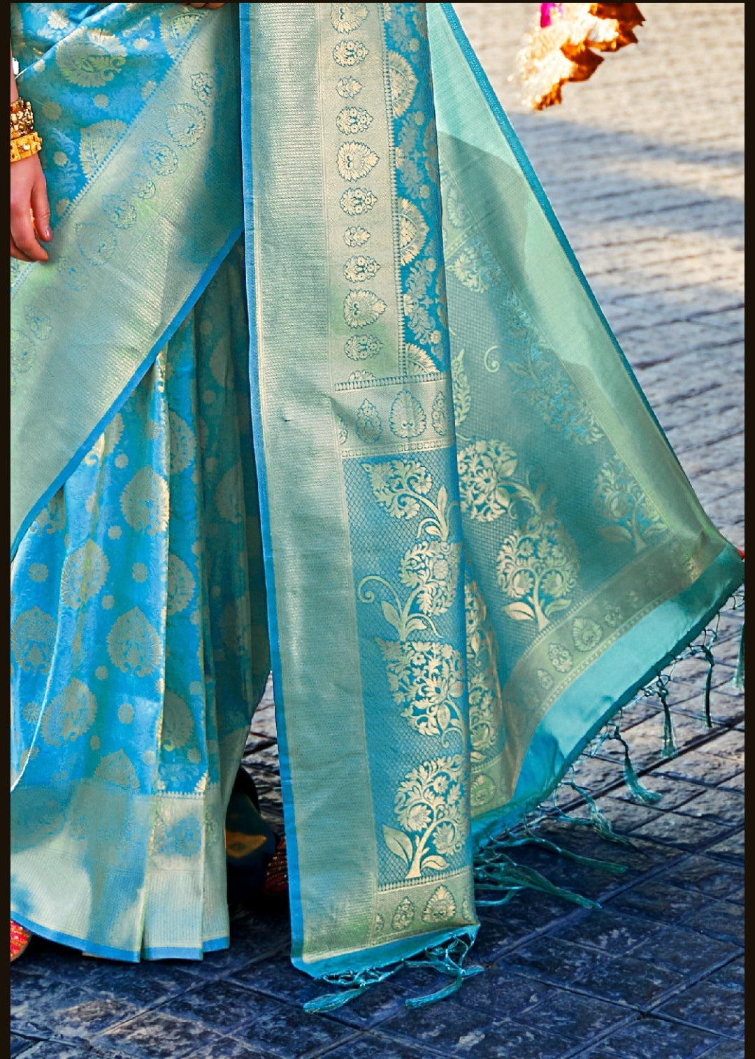 Azure Blue Woven Kanjivaram Silk Saree