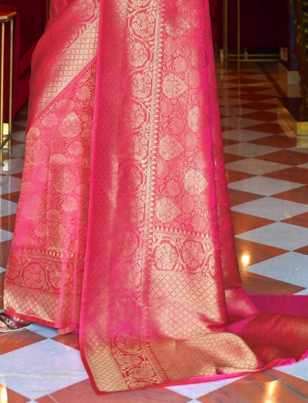 Golden red hue Zari woven Kanjivaram saree