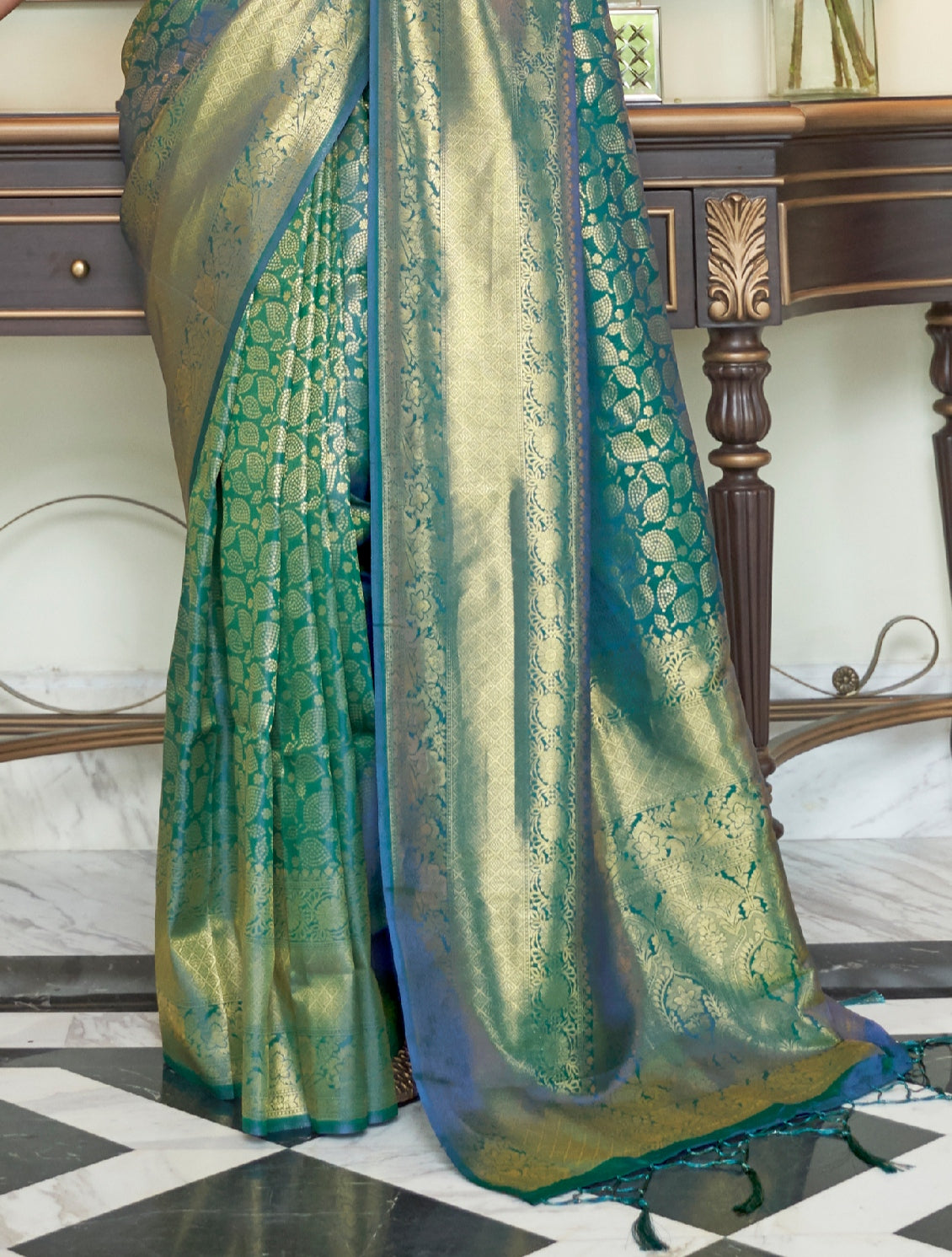 Emerald Green Zari Kanjivaram Saree