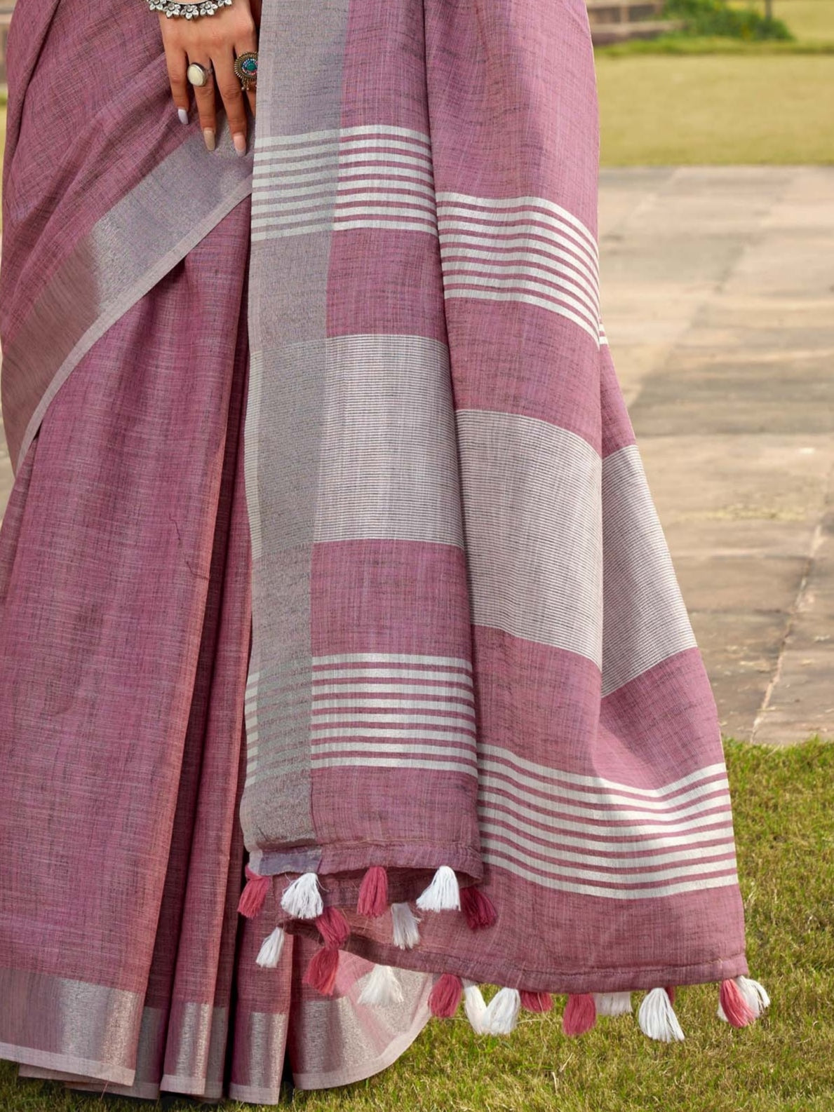 Zen Pink Soft Linen Silk Saree