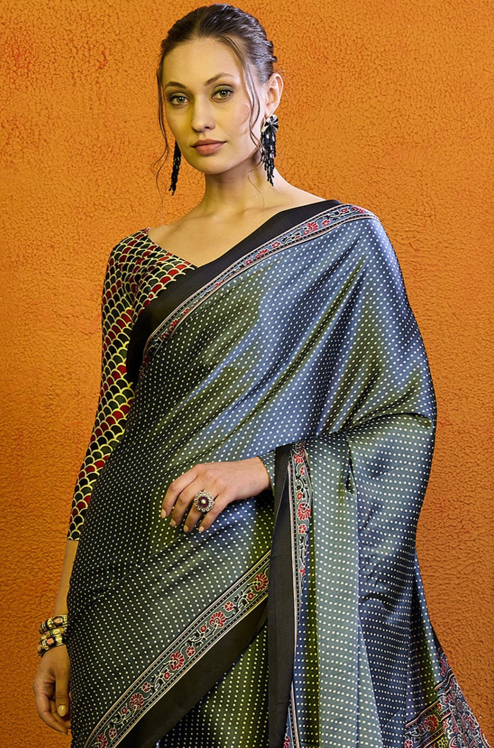 Exquisite Dark Green Kadali Saree