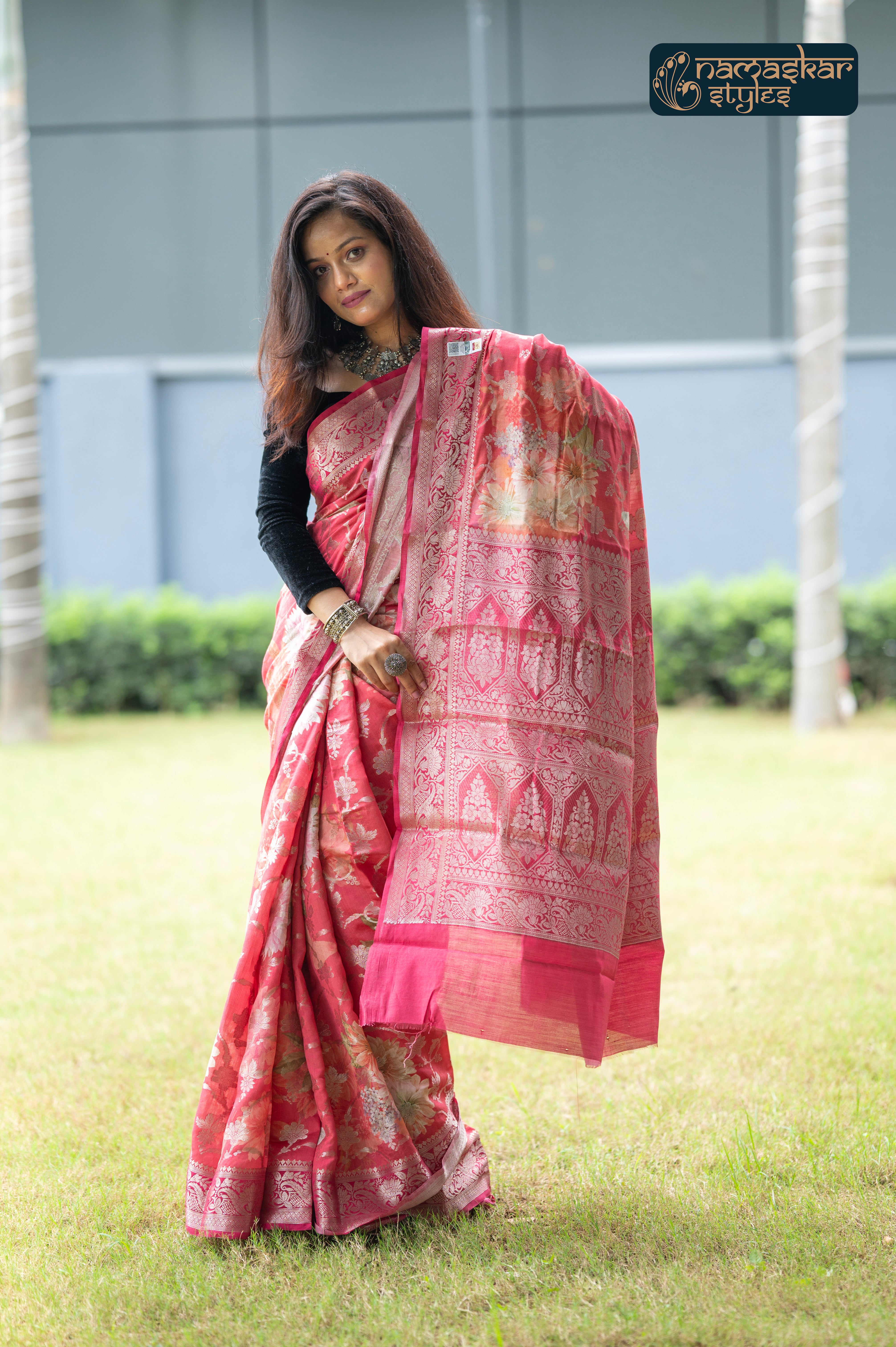 Classic Red Zari Woven Pure Banarasi Silk Saree with Silk Mark Certification