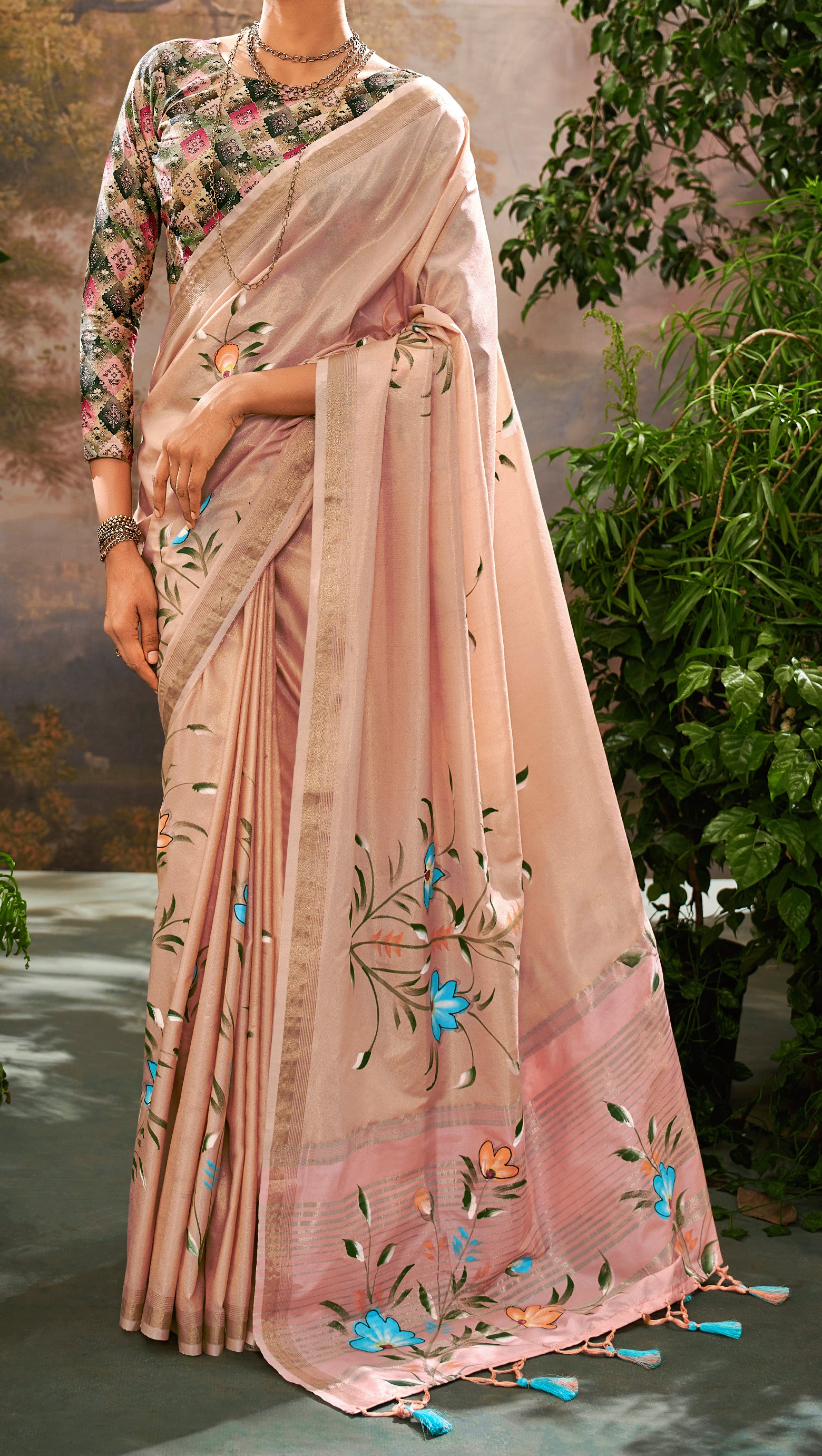 Pastel Peach Coloured Soft Linen Tissue Saree – Timeless Luxury & Grace