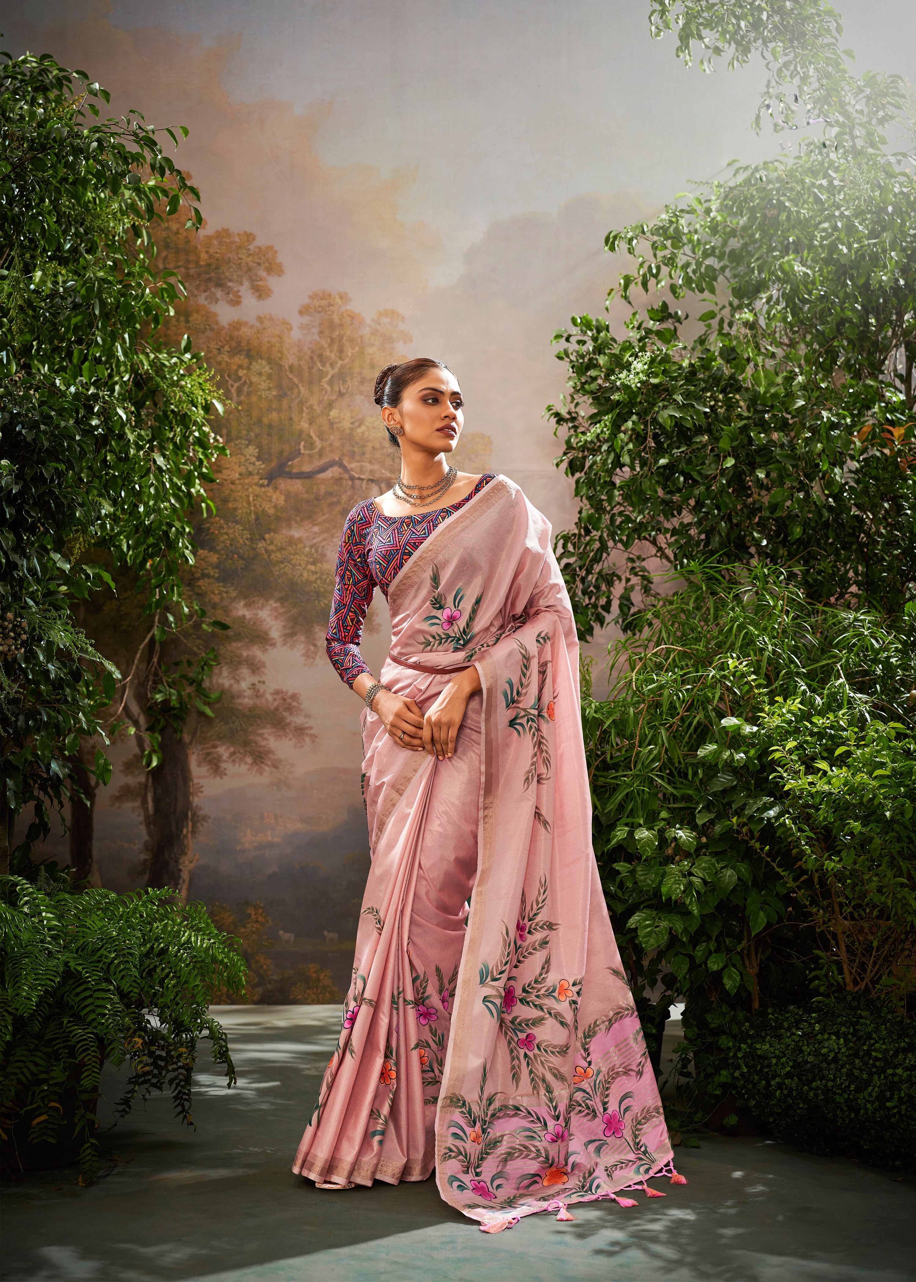 Coral Pink Coloured Soft Linen Tissue Saree – Timeless Luxury & Grace