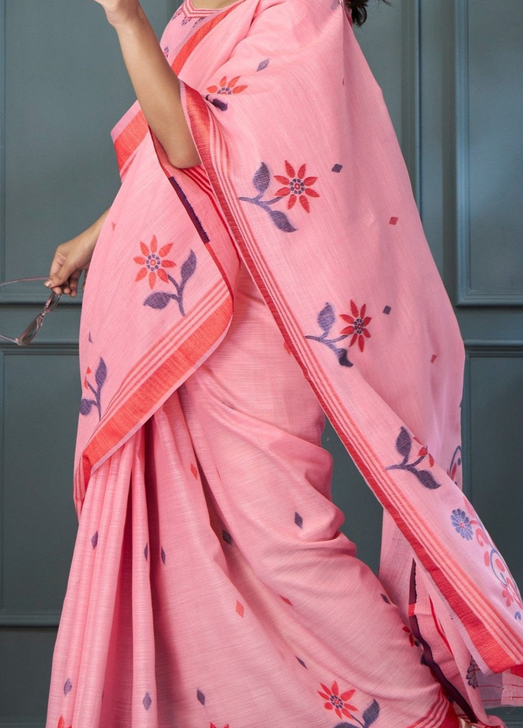 Radiant Pink Handloom Linen Silk Saree with Intricate Weaving