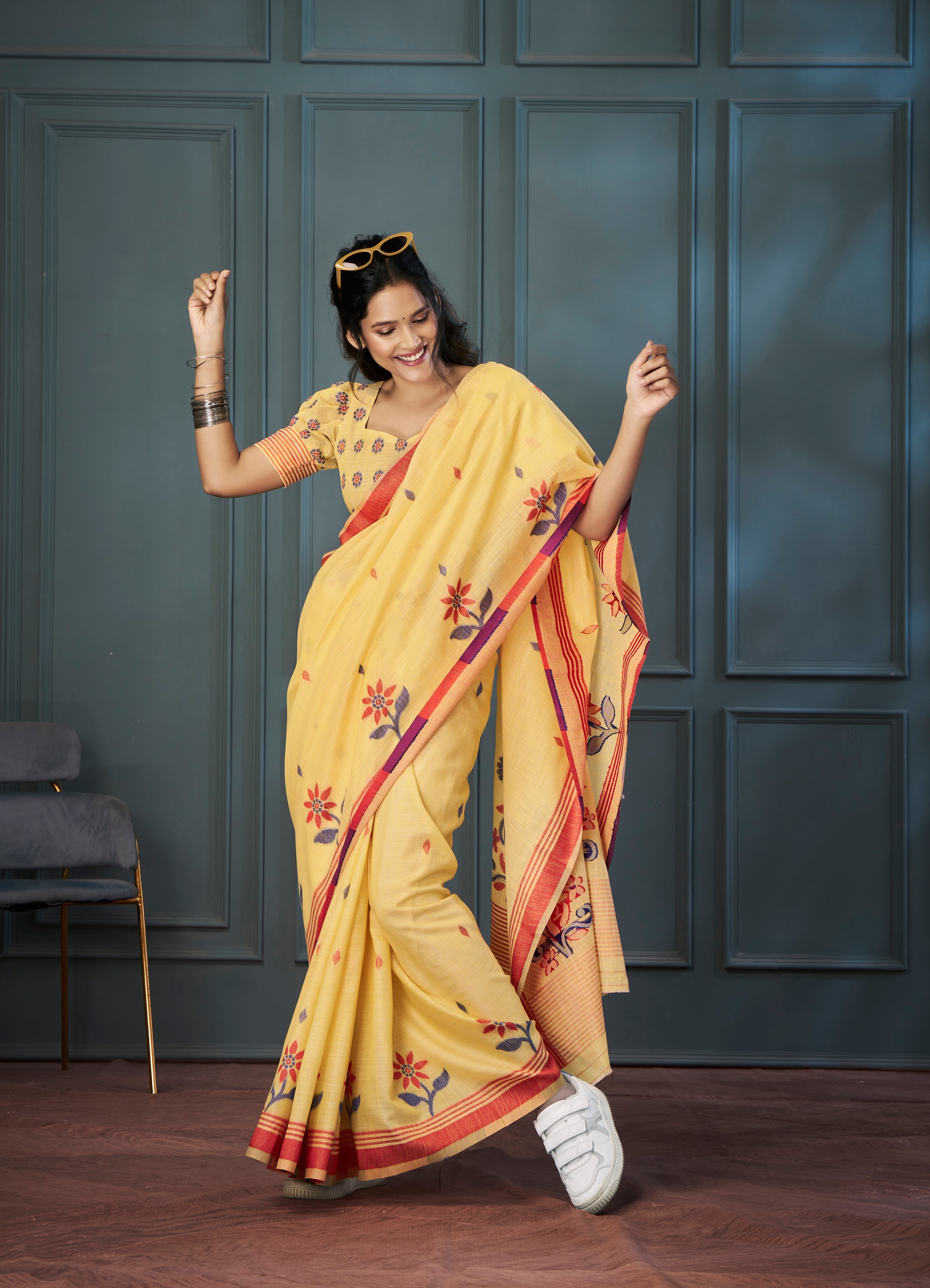 Radiant Yellow Handloom Linen Silk Saree with Intricate Weaving