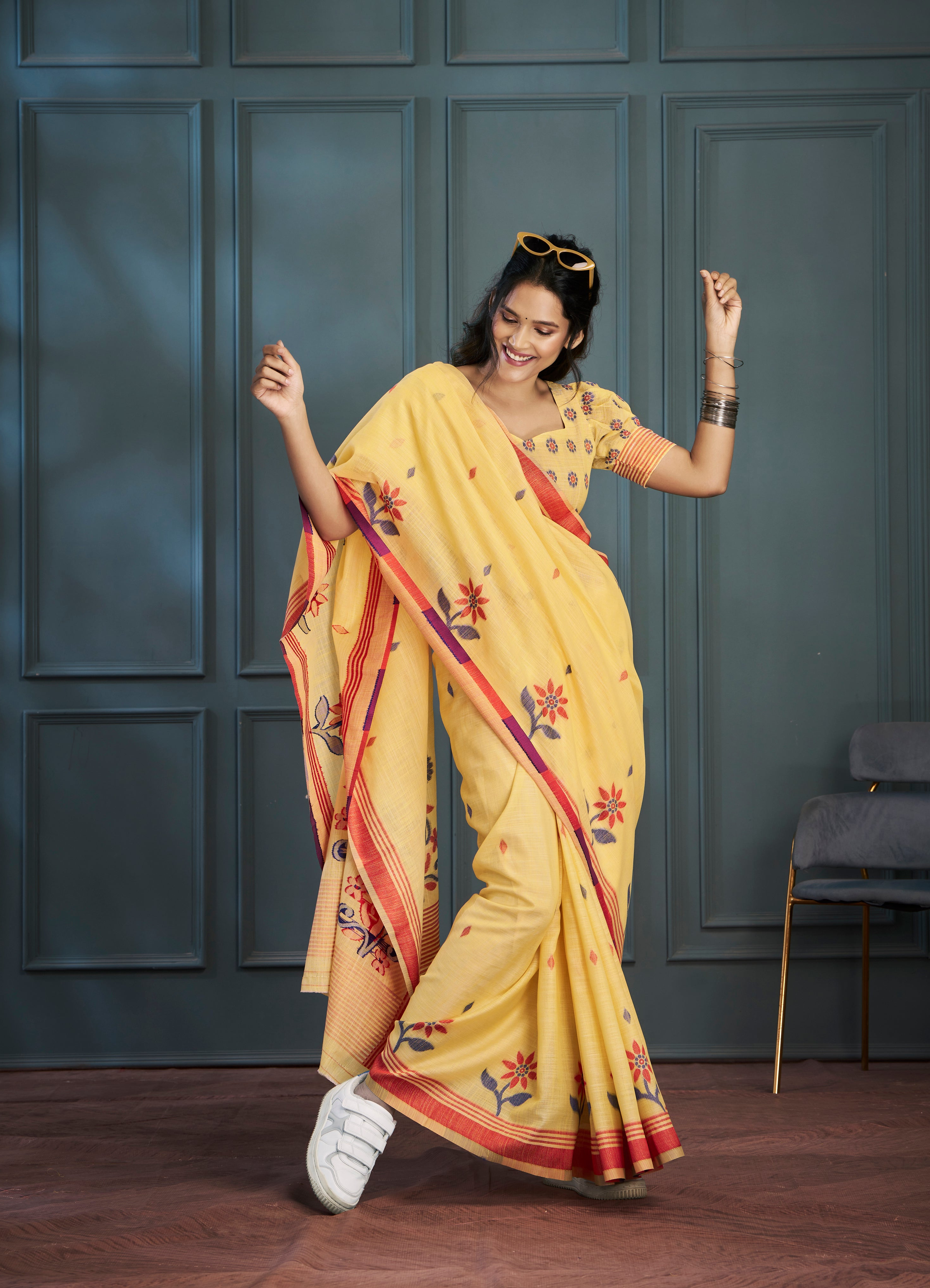 Radiant Yellow Handloom Linen Silk Saree with Intricate Weaving